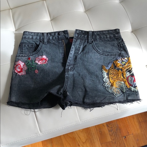 Stylish dope look - Picture 1 of 2